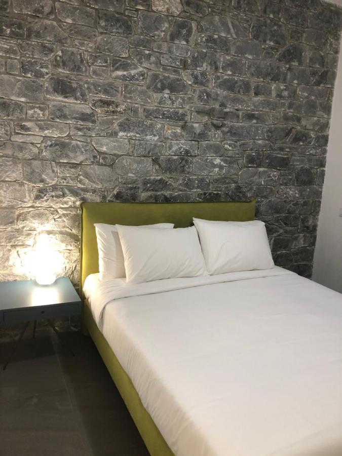 Elion Luxury Apartments Каламата Экстерьер фото