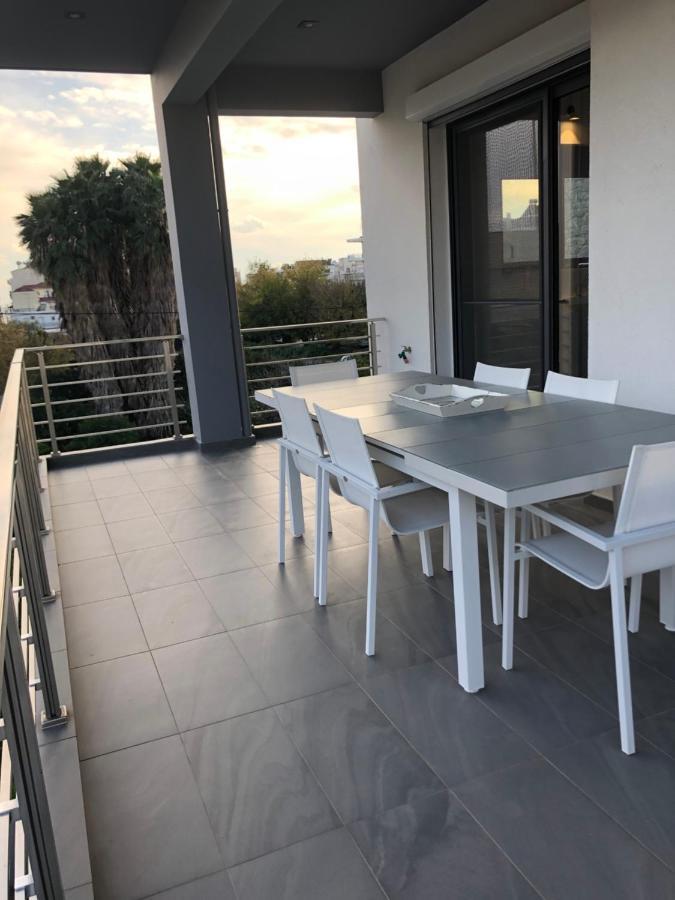 Elion Luxury Apartments Каламата Экстерьер фото
