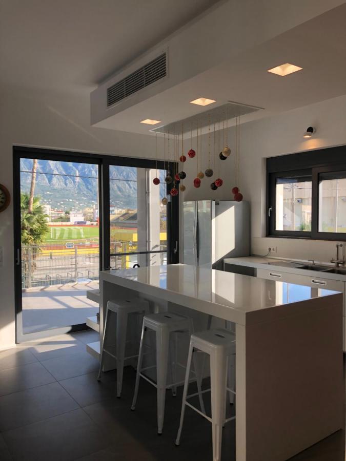 Elion Luxury Apartments Каламата Экстерьер фото