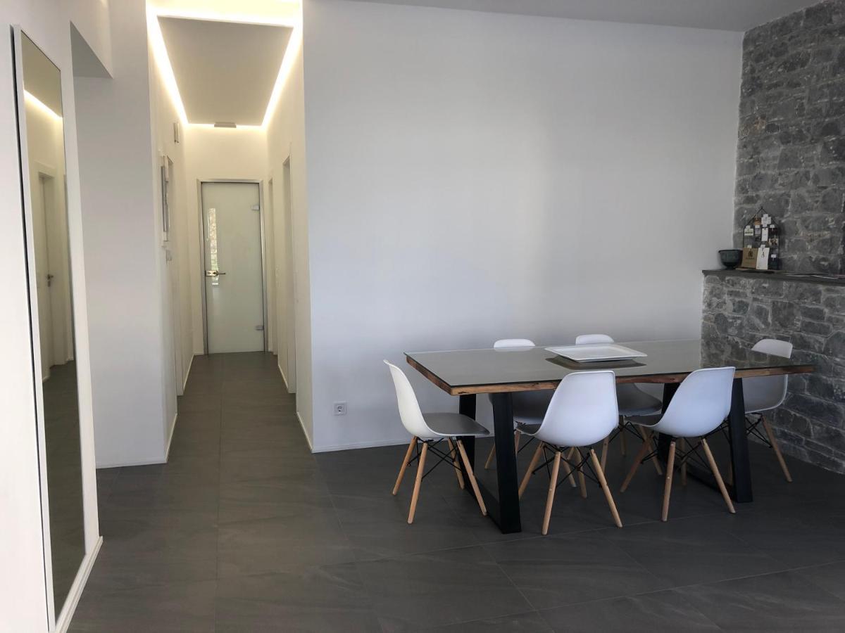 Elion Luxury Apartments Каламата Экстерьер фото
